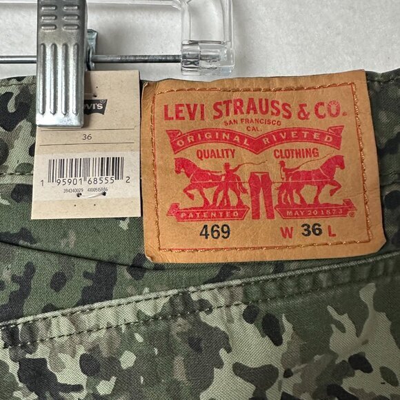 Levis 469 Loose Shorts Jeans Mens 36 x 12 Camo Camouflage gorpcore utility army - Picture 4 of 5